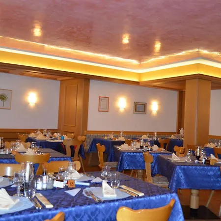 Ladina Hotel