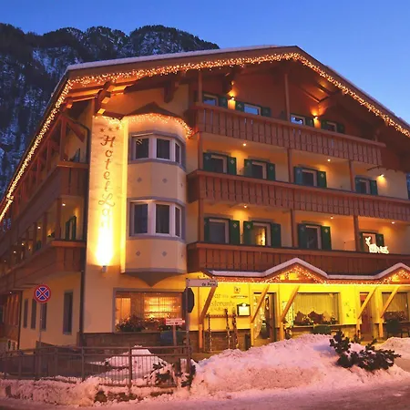 Hotel Ladina Campitello di Fassa